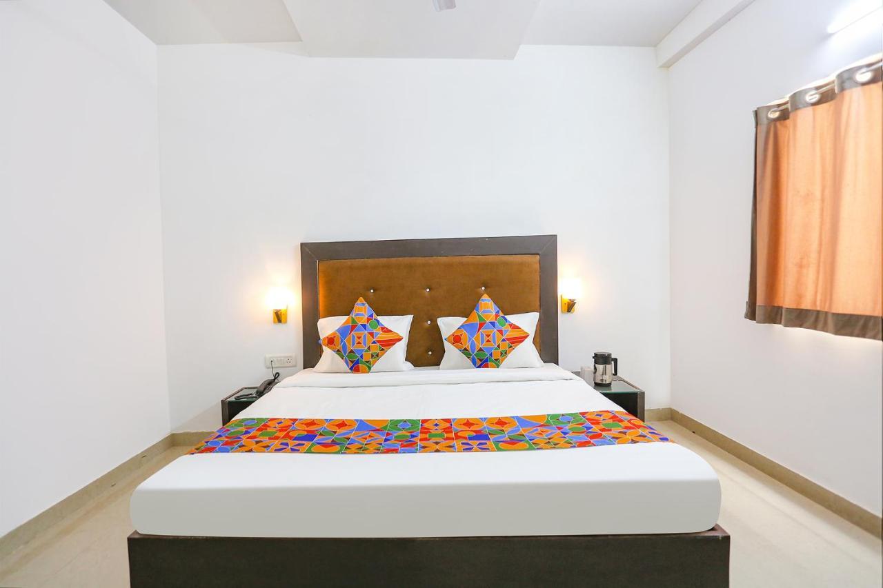 Fabhotel The Prasiddh Agra  Ngoại thất bức ảnh